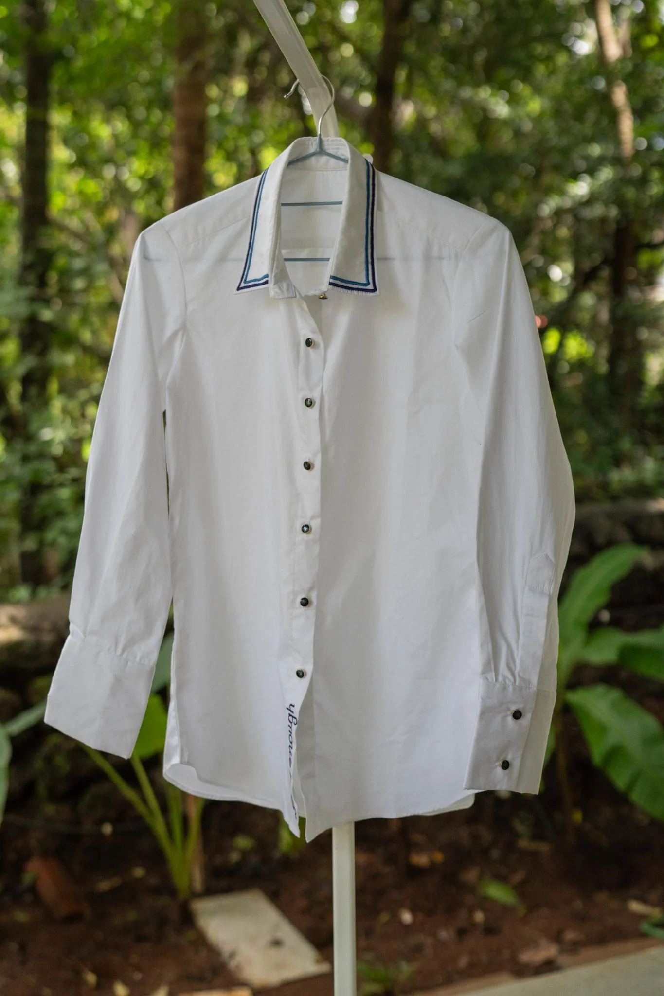 Accented Collar White Shirt - Image 3
