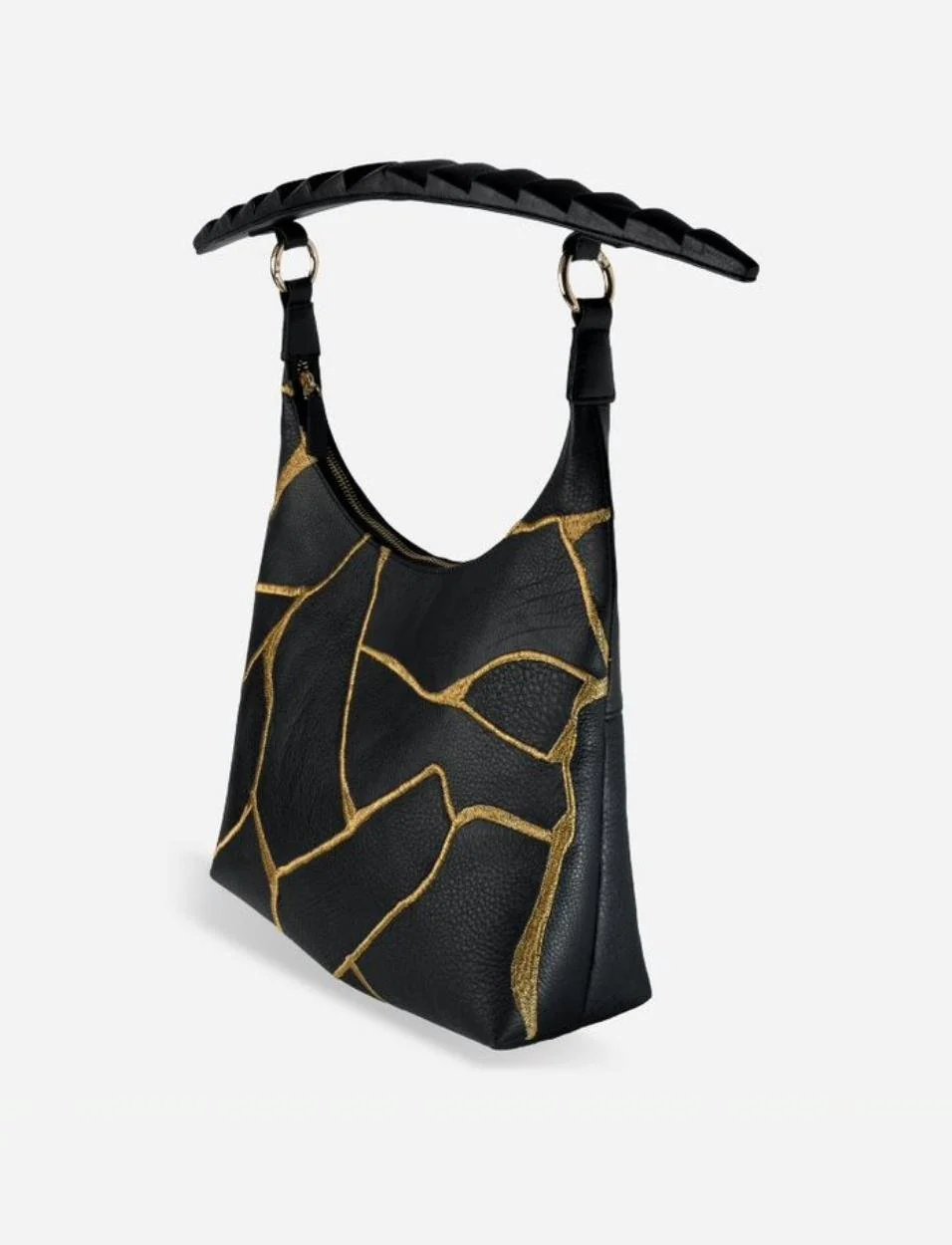Akira Shoulder Bag in Black - Image 6