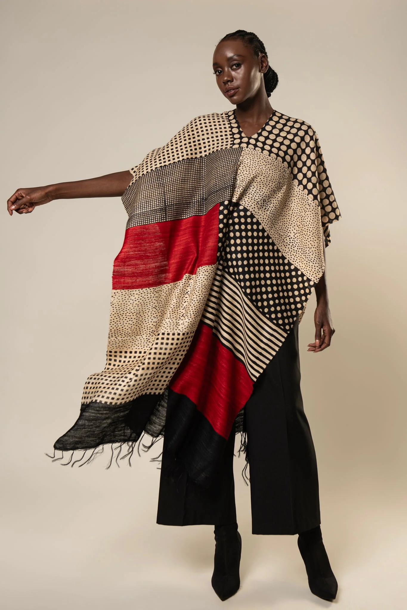 Amalgamation Tussar Peace Silk 3 in 1 Cape - Image 3