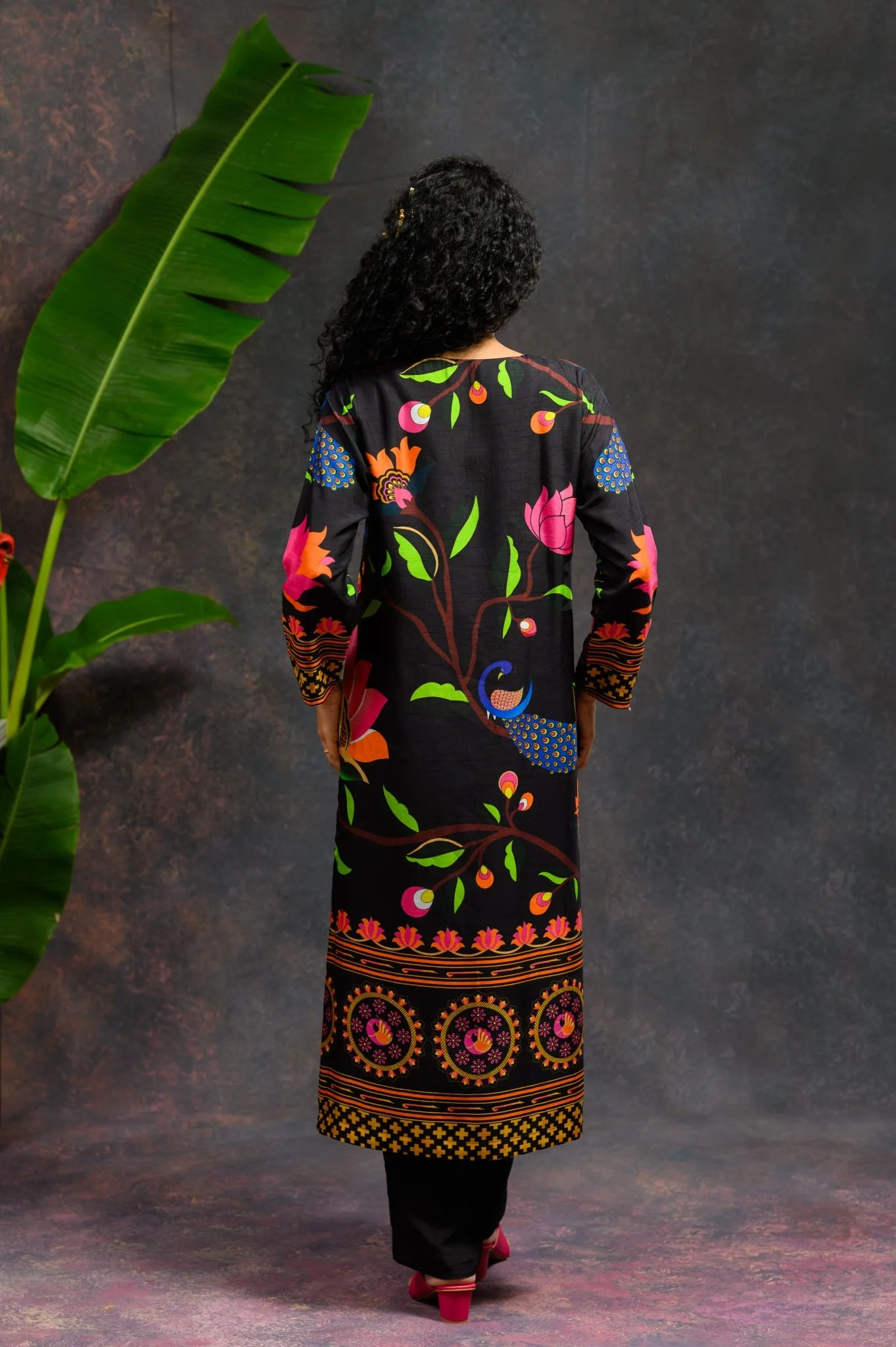 Asawali Black Kurta Set - Image 5