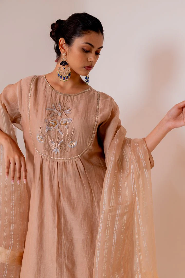 Avin Kurta - Image 5