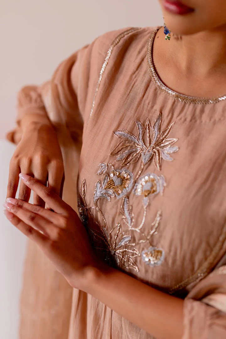 Avin Kurta Set - Image 12