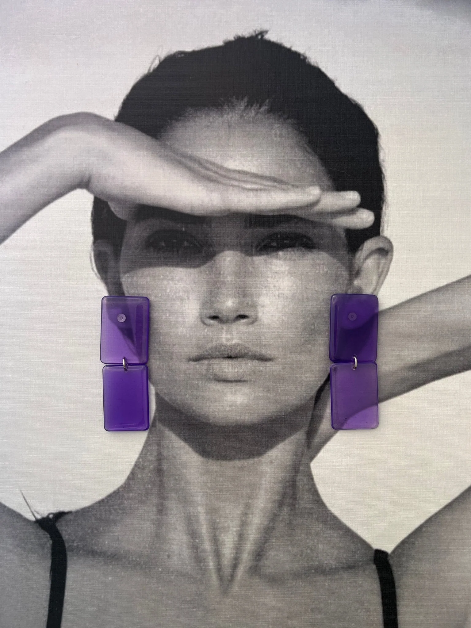 Back to the 60's - Square - Purple