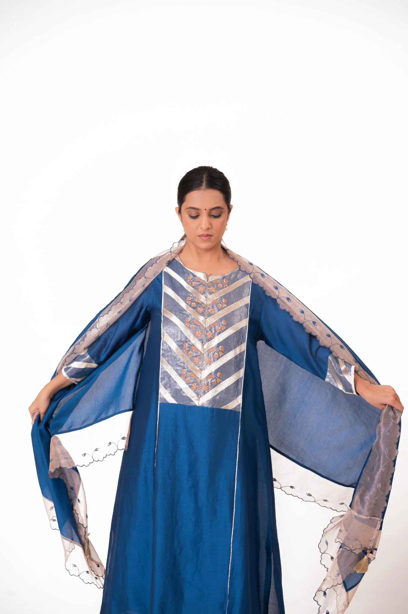 Banarasi Yoke Kurta Set - Royal Blue - Image 5