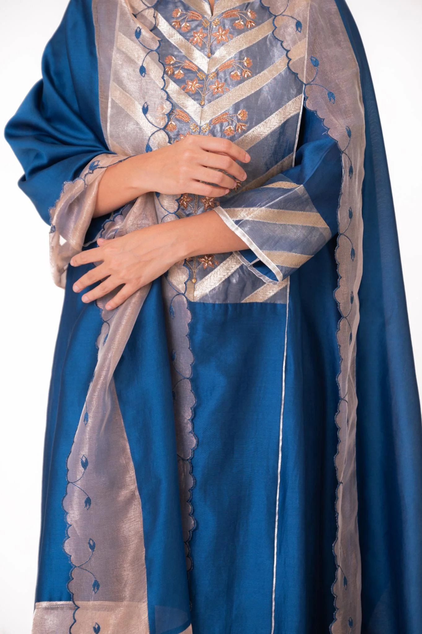 Banarasi Yoke Kurta Set - Royal Blue - Image 9