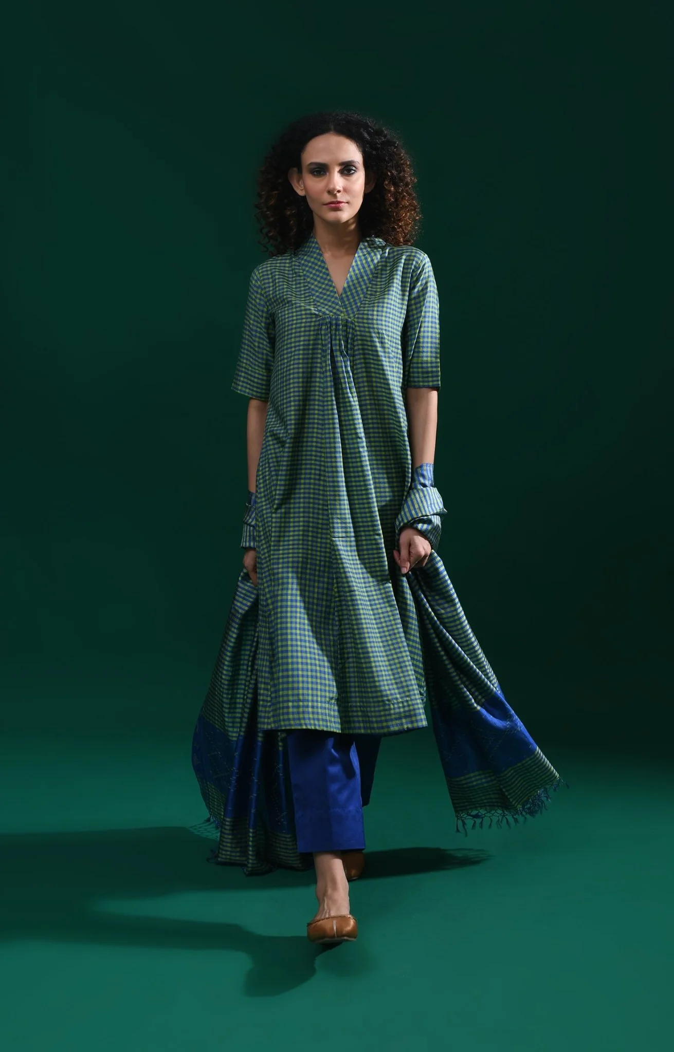 Bangalore Silk Plaid Co-ord Set with Silk Jamdani Dupatta (Set of 3)- Green & Blue - Image 6