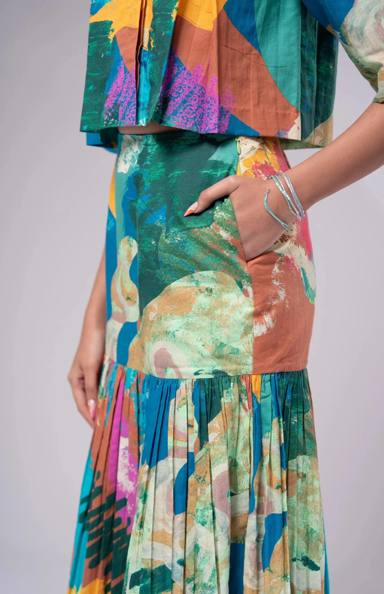 Bay Pleated Skirt Set - Image 3