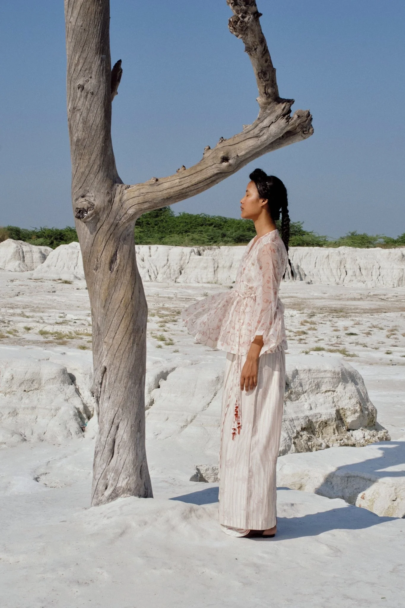 Bella Angrakhi - Image 4