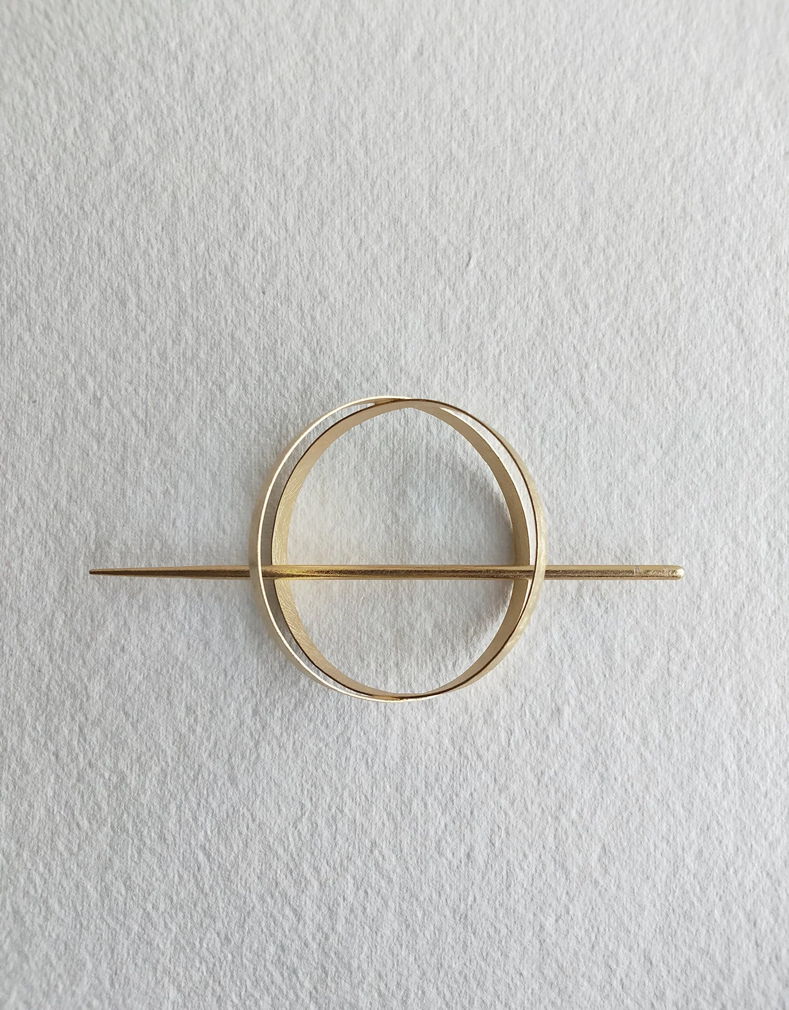Bisect Hair Bun - Image 3