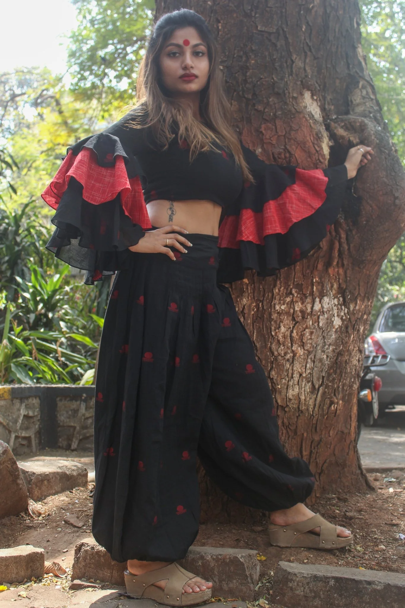 Black Flared Harem Pant in Jamdani - Image 3