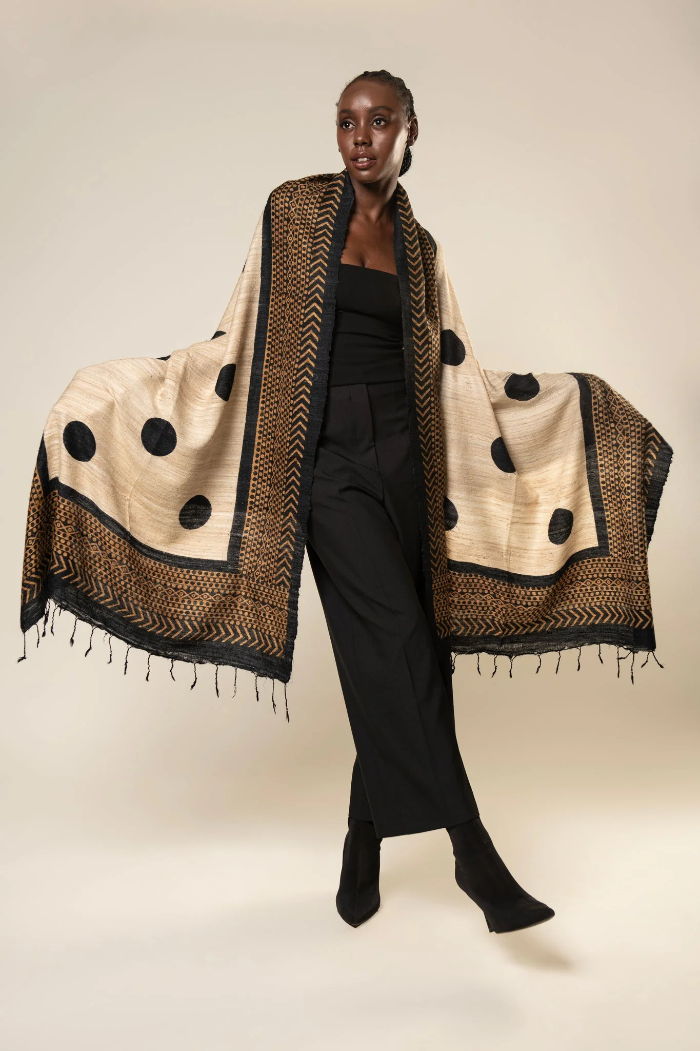 Black Hole Tussar Peace Silk 3 in 1 Cape - Image 8