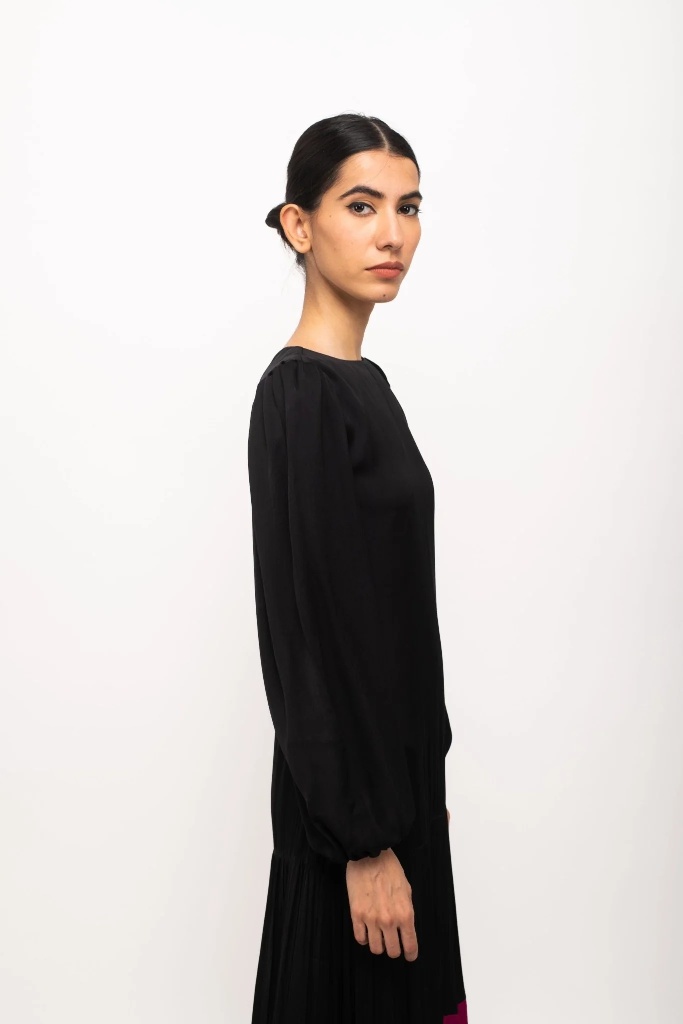 Black-Wine Gather Maxi Dress - Image 5