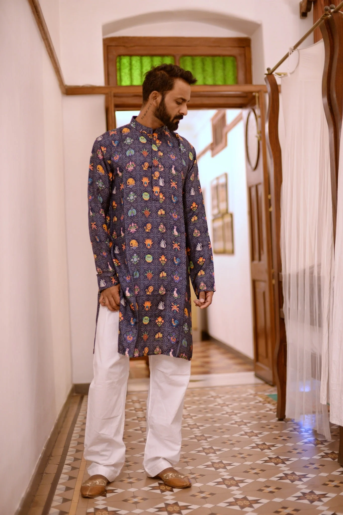 Blue Floral Motif Kurta - Image 2