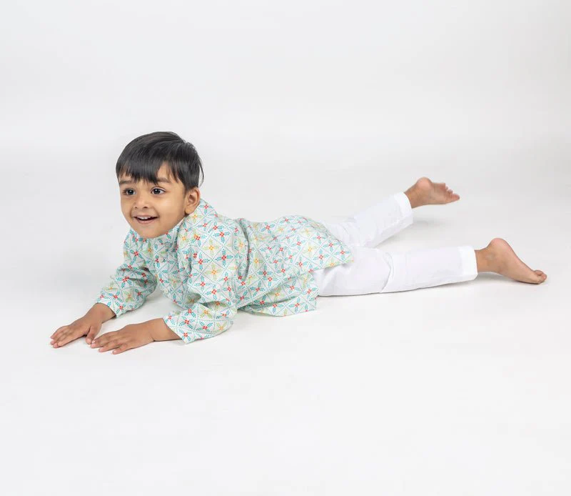 Blue Geometric Jaal Printed Kurta - Image 5