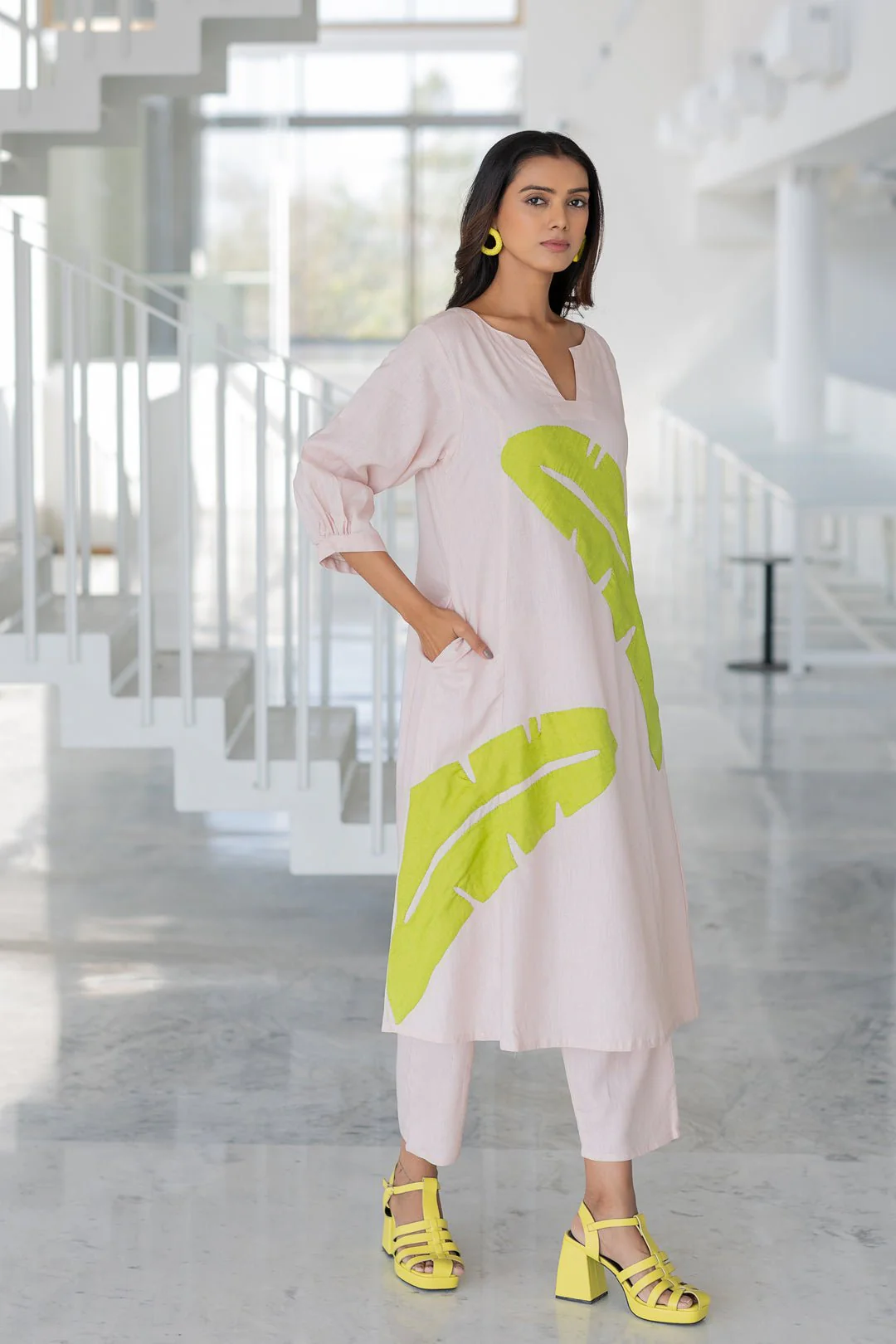 Blush Basil Appliqué Kurta Set - Image 3