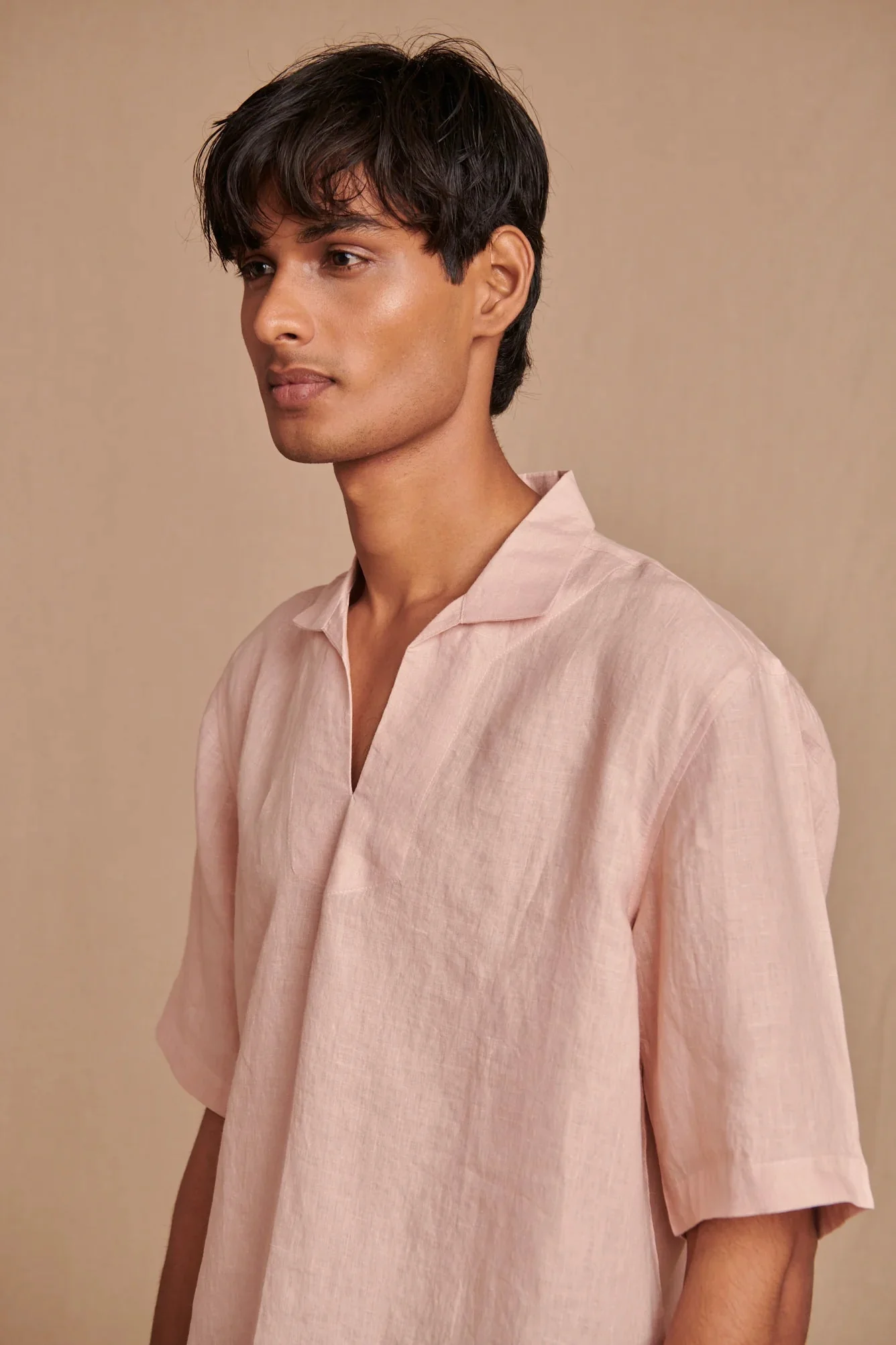 Blush Linen Men's Popover Shirt - Image 3