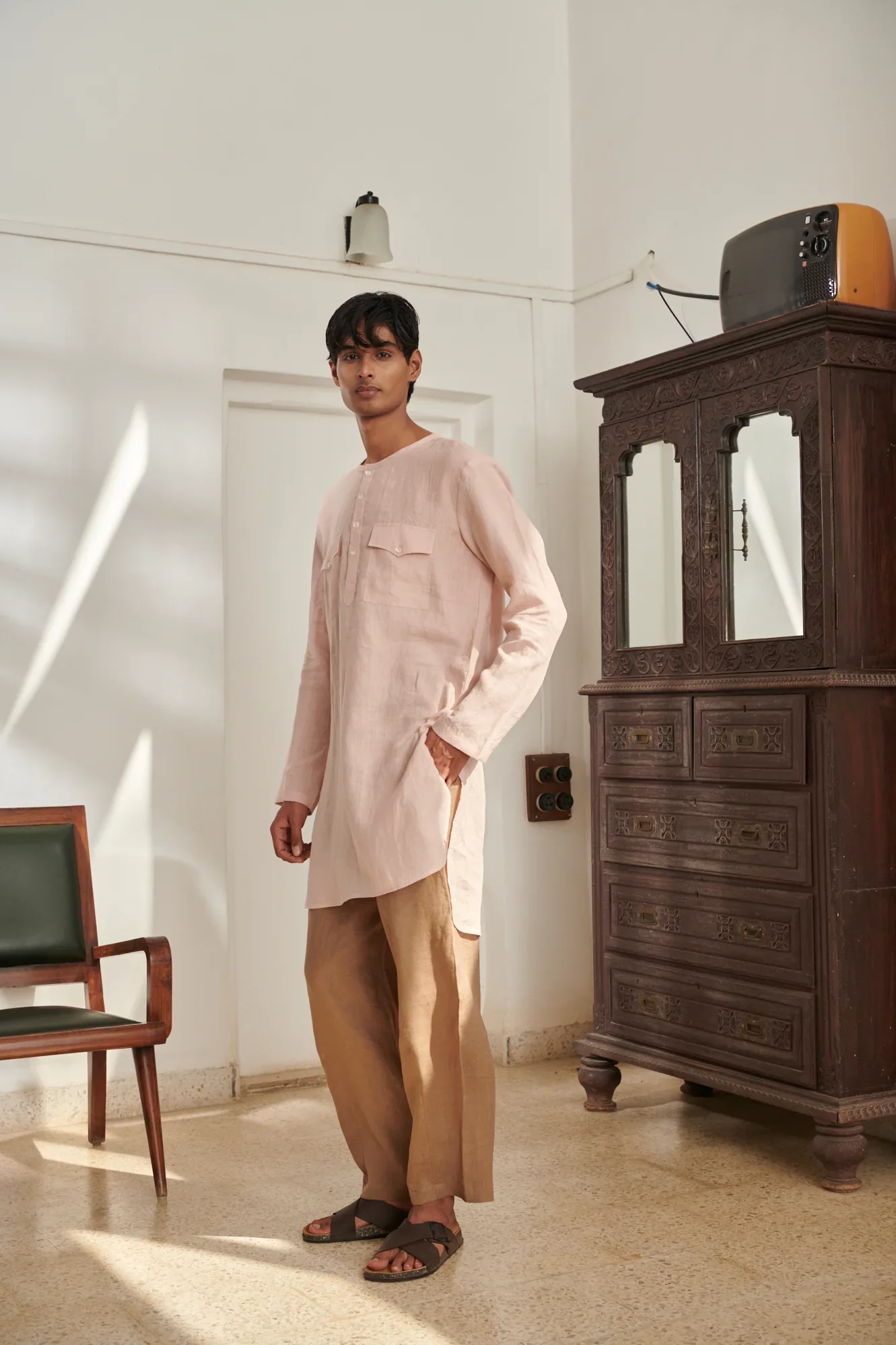 Blush Mousse Men's Round Hem Kurta Set - Image 5