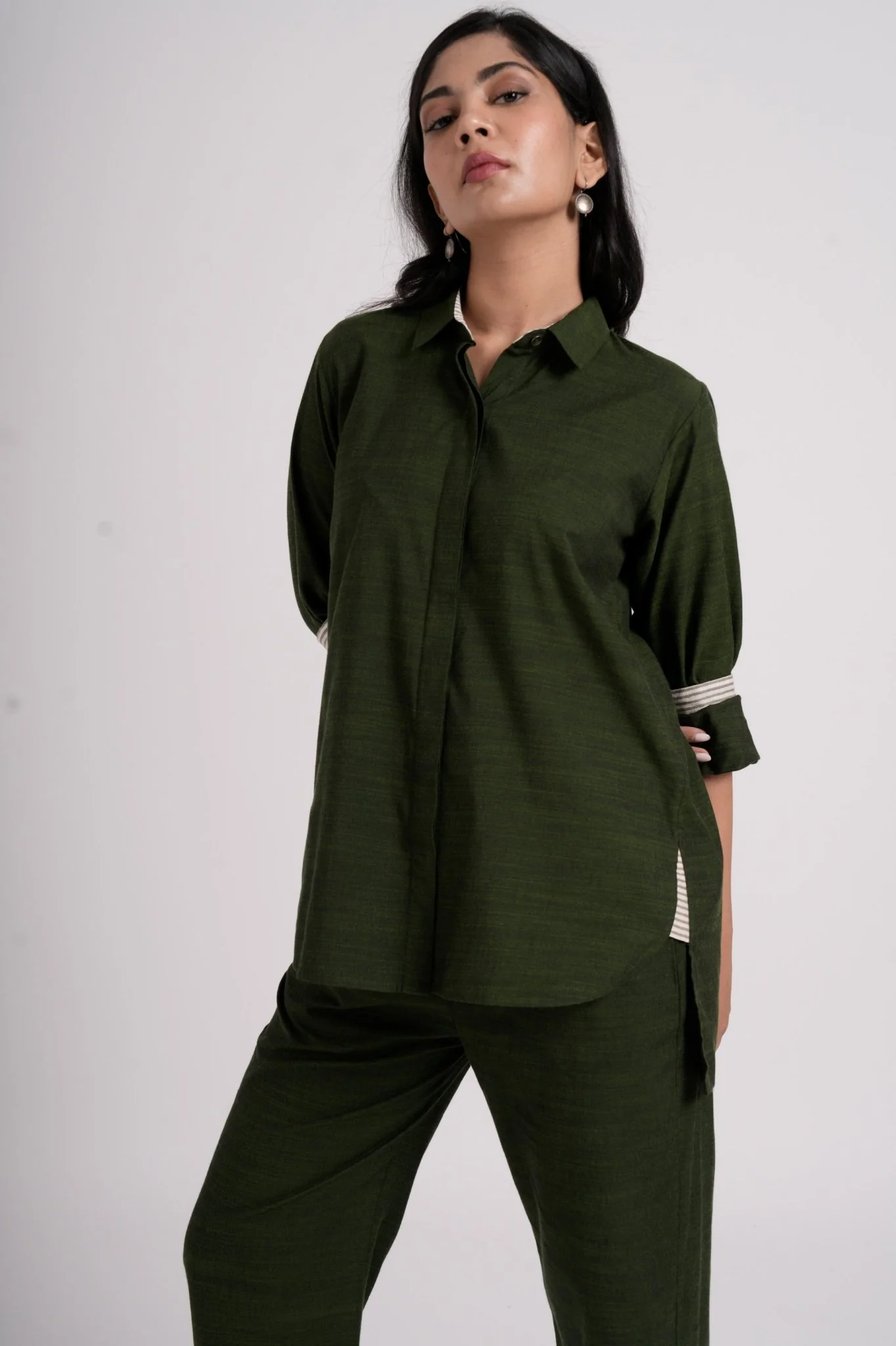 Breeze Shirt - Seaweed Green - Image 2