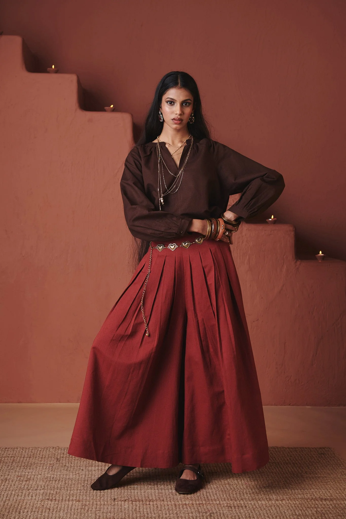 Brick Co-Linen Multi-Pleated Pants - Image 4
