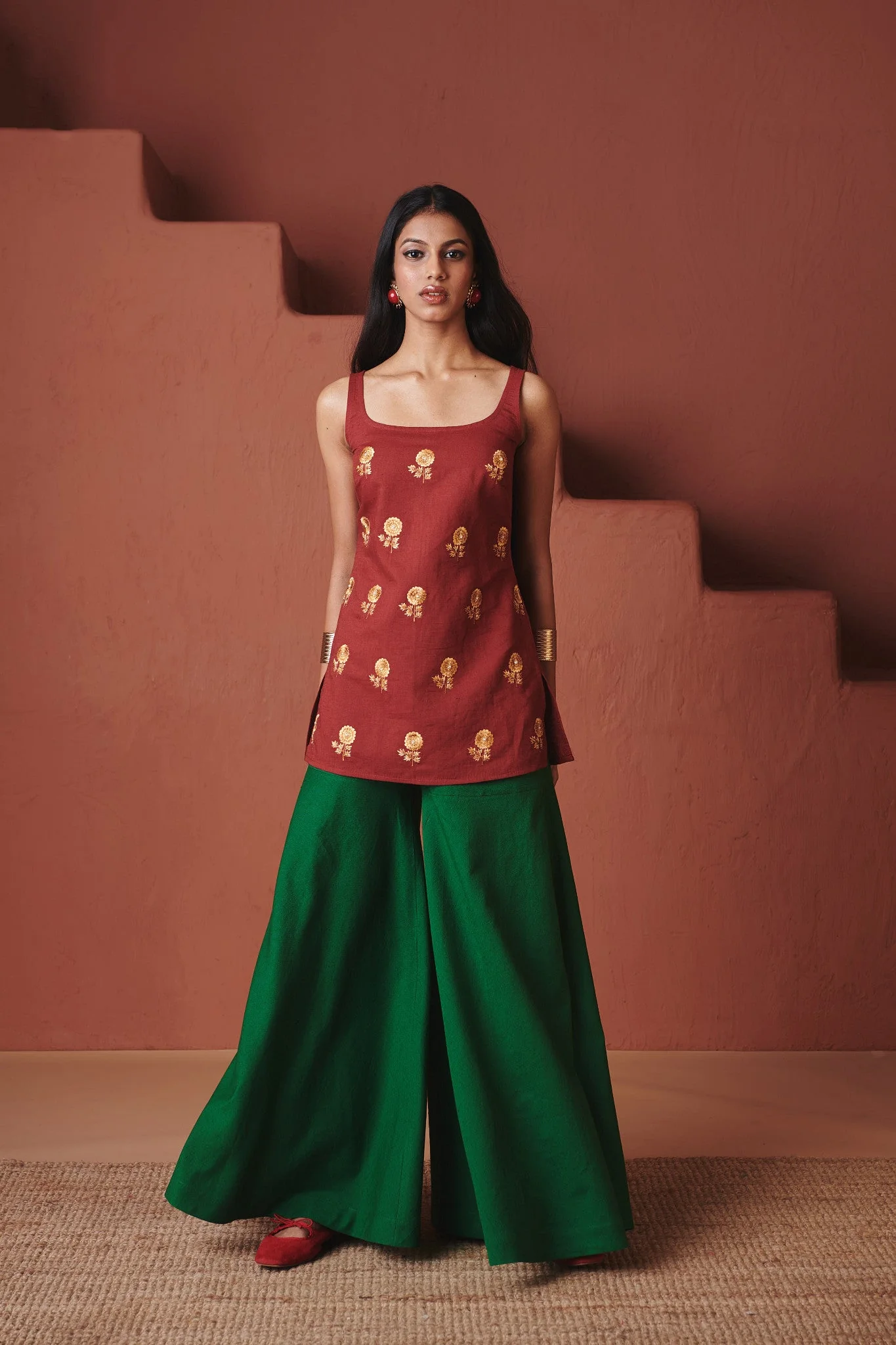 Brick Paana 100% Linen Sleeveless Sharara Set