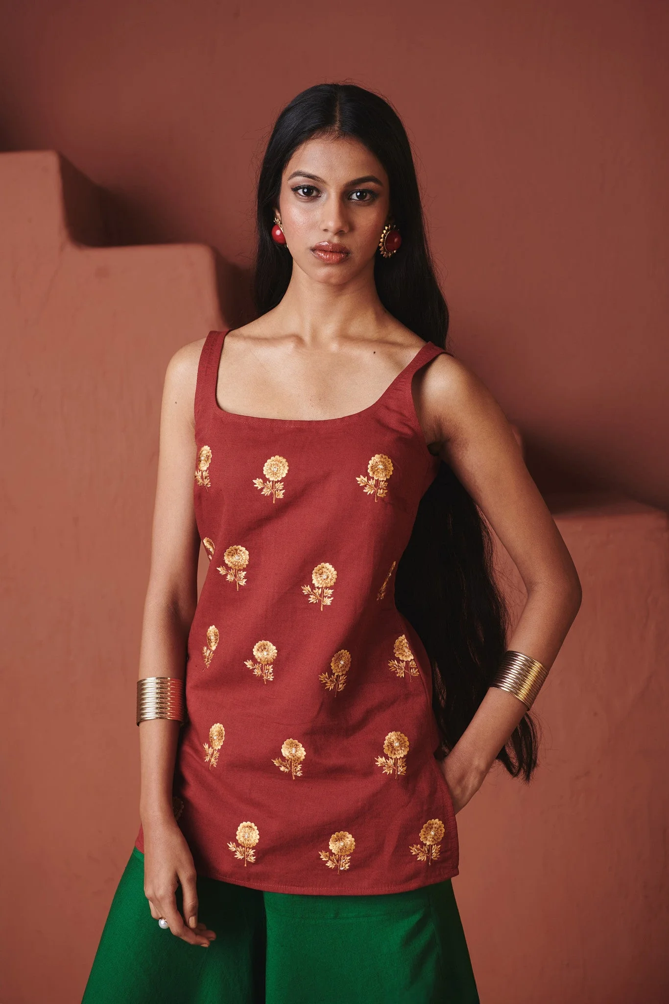 Brick Paana 100% Linen Sleeveless Sharara Set - Image 3