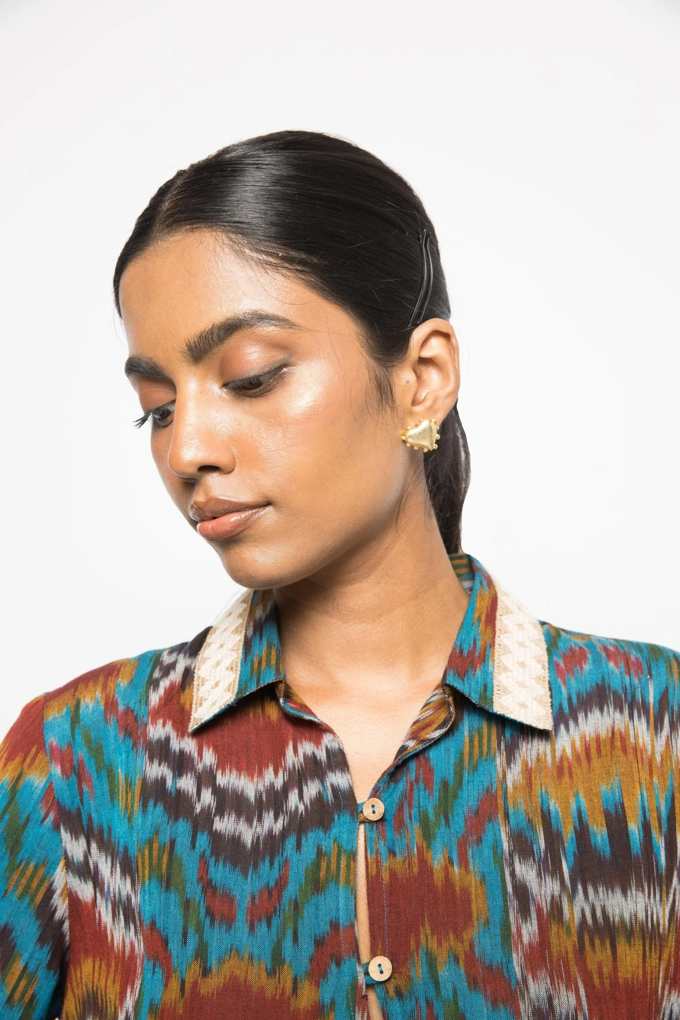Button-Up Shirt - Image 3