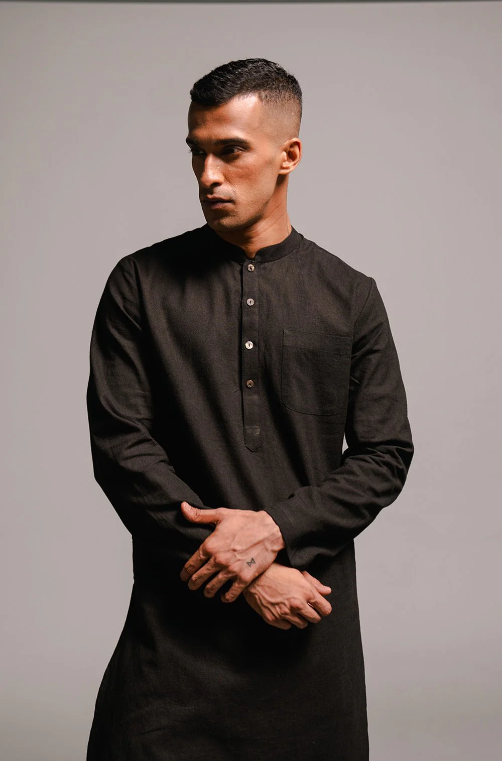 Kohl 100% Linen Men's Kurta - Image 3