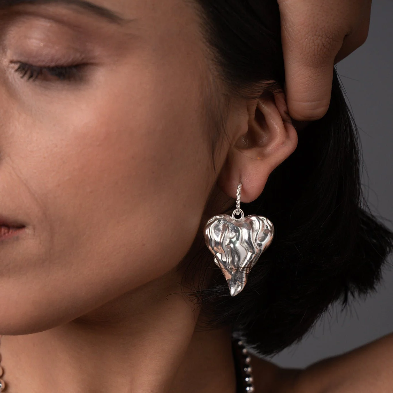 Cardi Earrings - Image 3