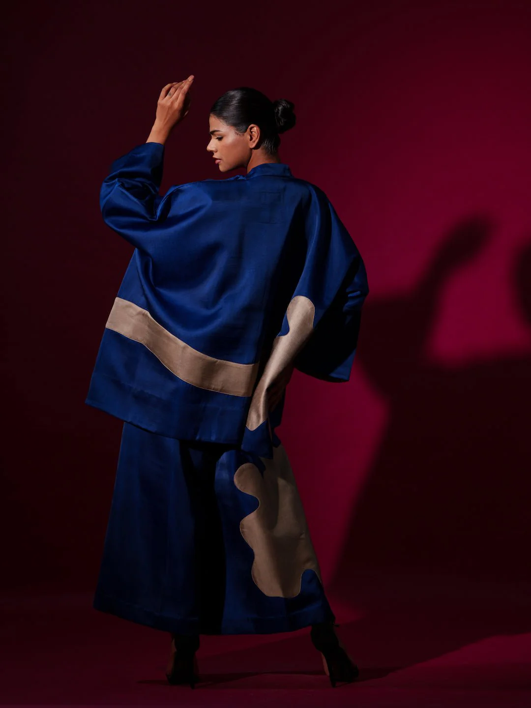 Chia Jacket in Blue - Image 2