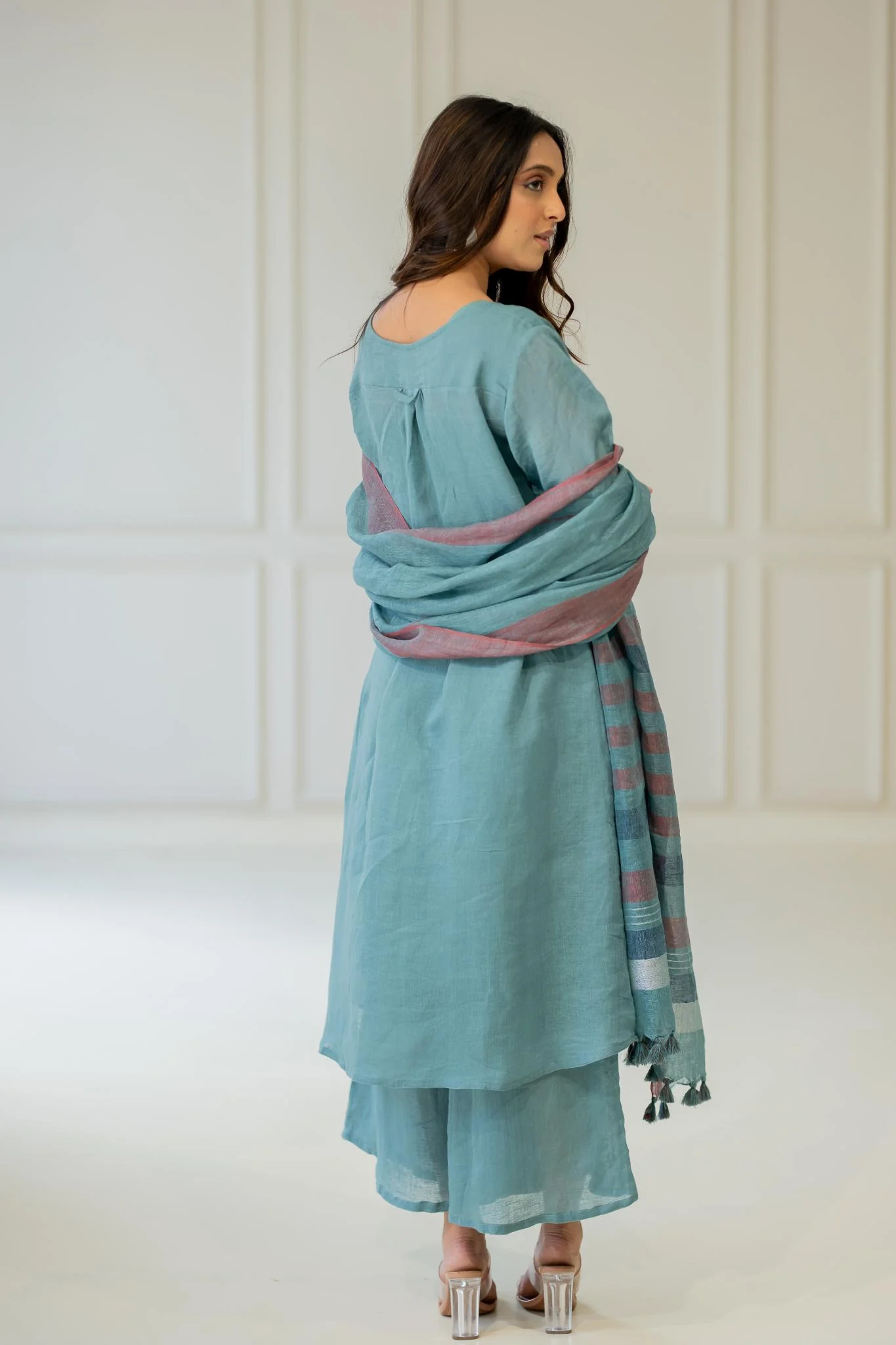 Coastal Lagoon Linen Kurta Set - Image 7