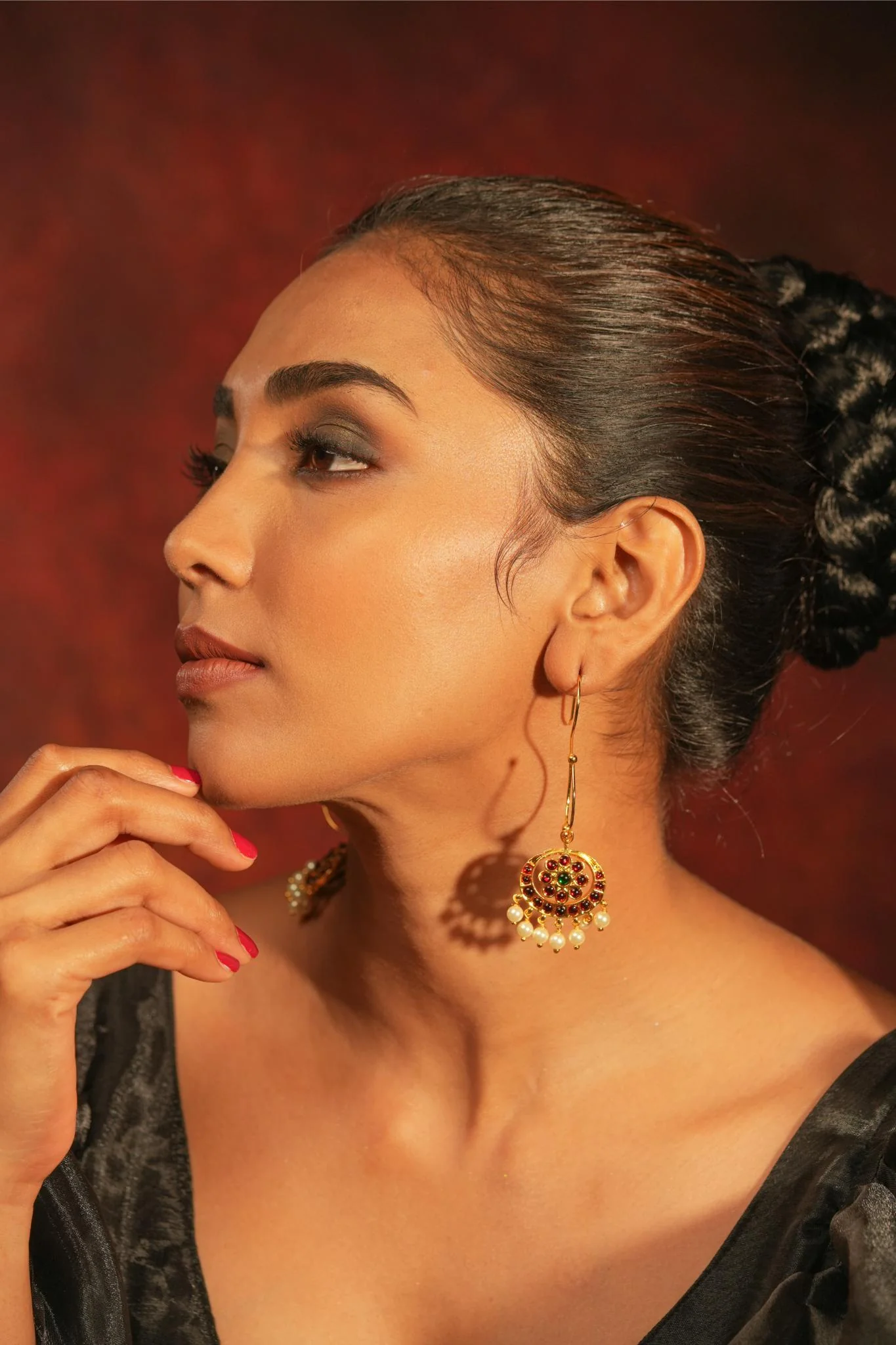 Contemporary Earrings with S-hook and Pearl Motif