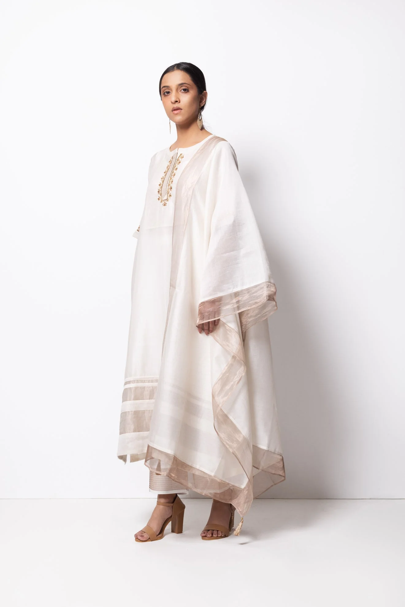 Cream Chanderi Silk Kurta Set with Dupatta - Image 3