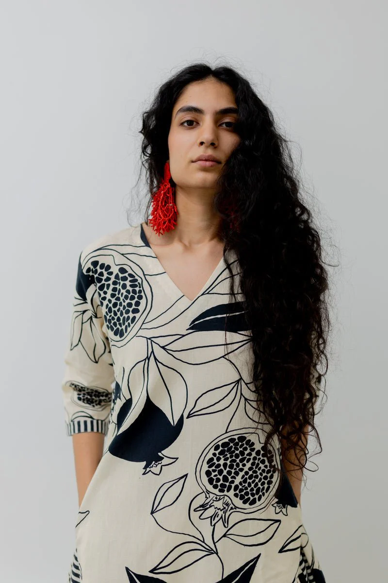 Cream Pomegranate Print Kurta and Pants Set - Image 5