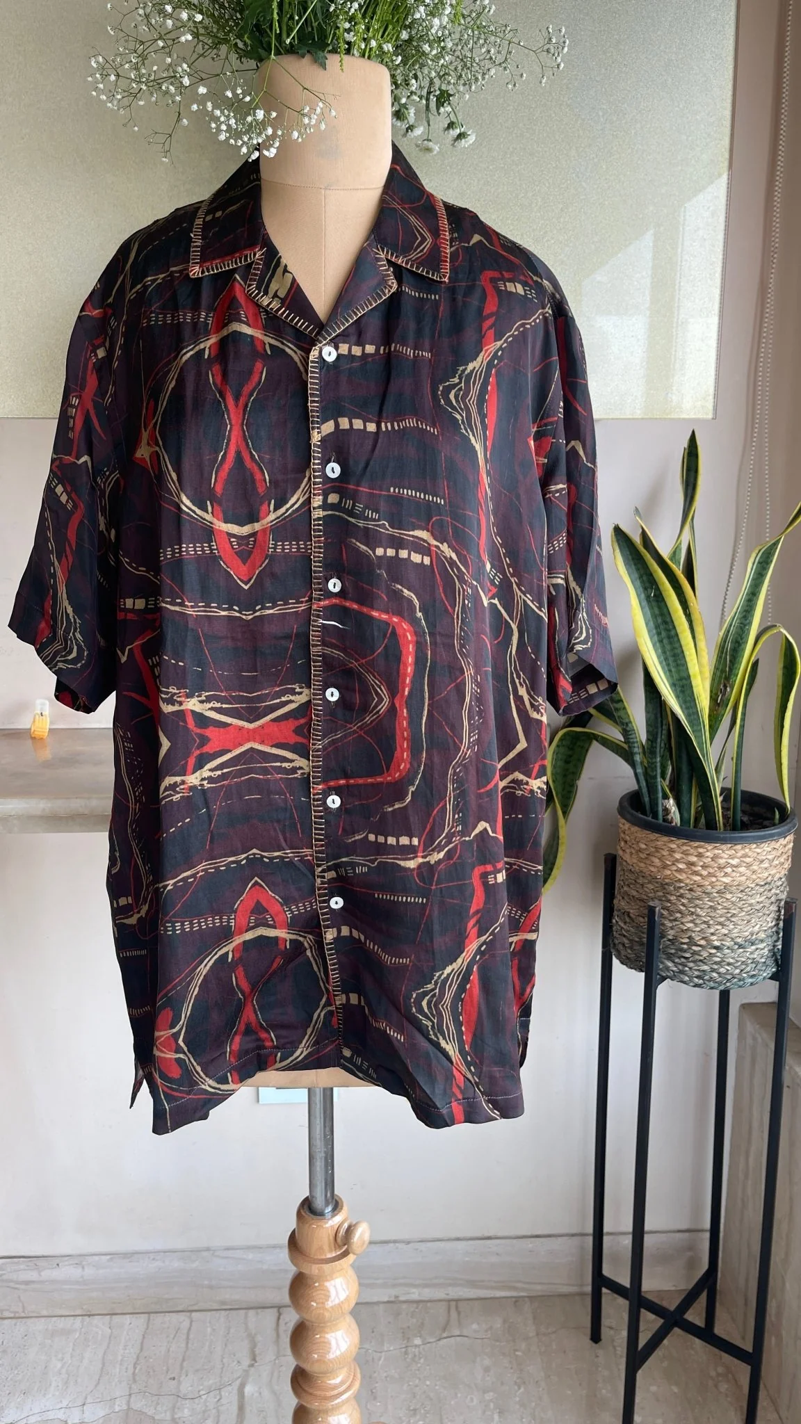 Crimson Echo Men's Art Shirt - Image 2