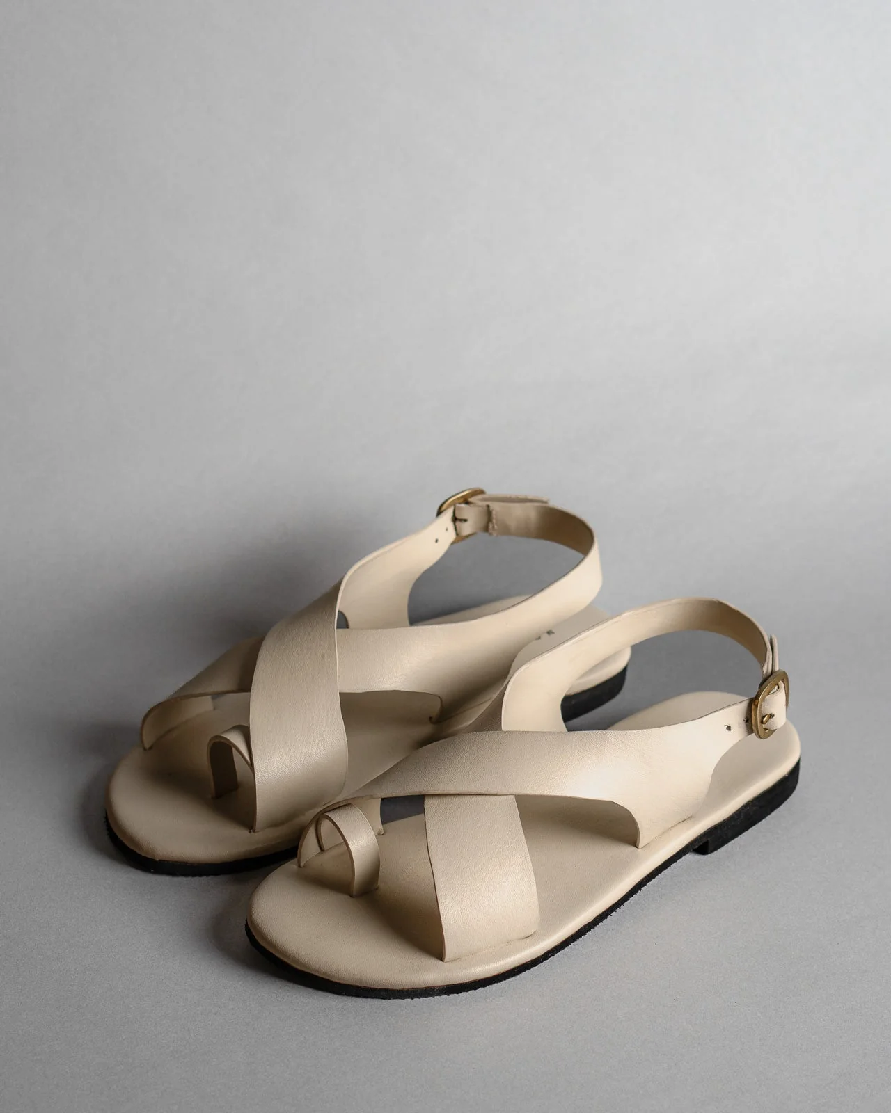 Crossover Strap Leather Women's Sandals - Ivory - Image 2