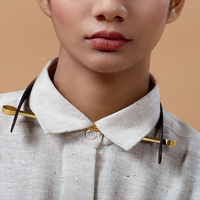 Curb Neckpiece