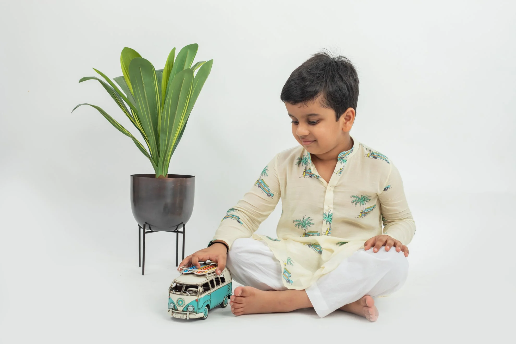 Digital Print Muslin Kurta Pajama In Yellow - Image 2