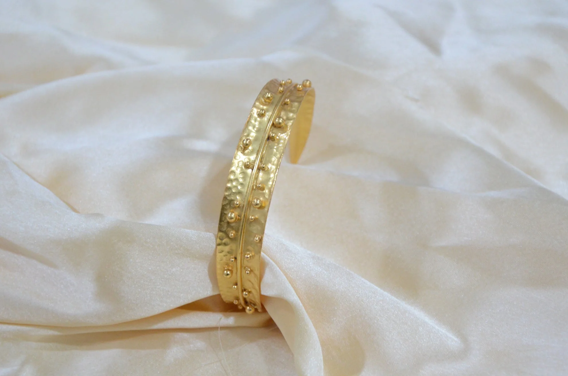 Dira Bangle - Morning Dew (Gold) -Set of 2 - Image 5