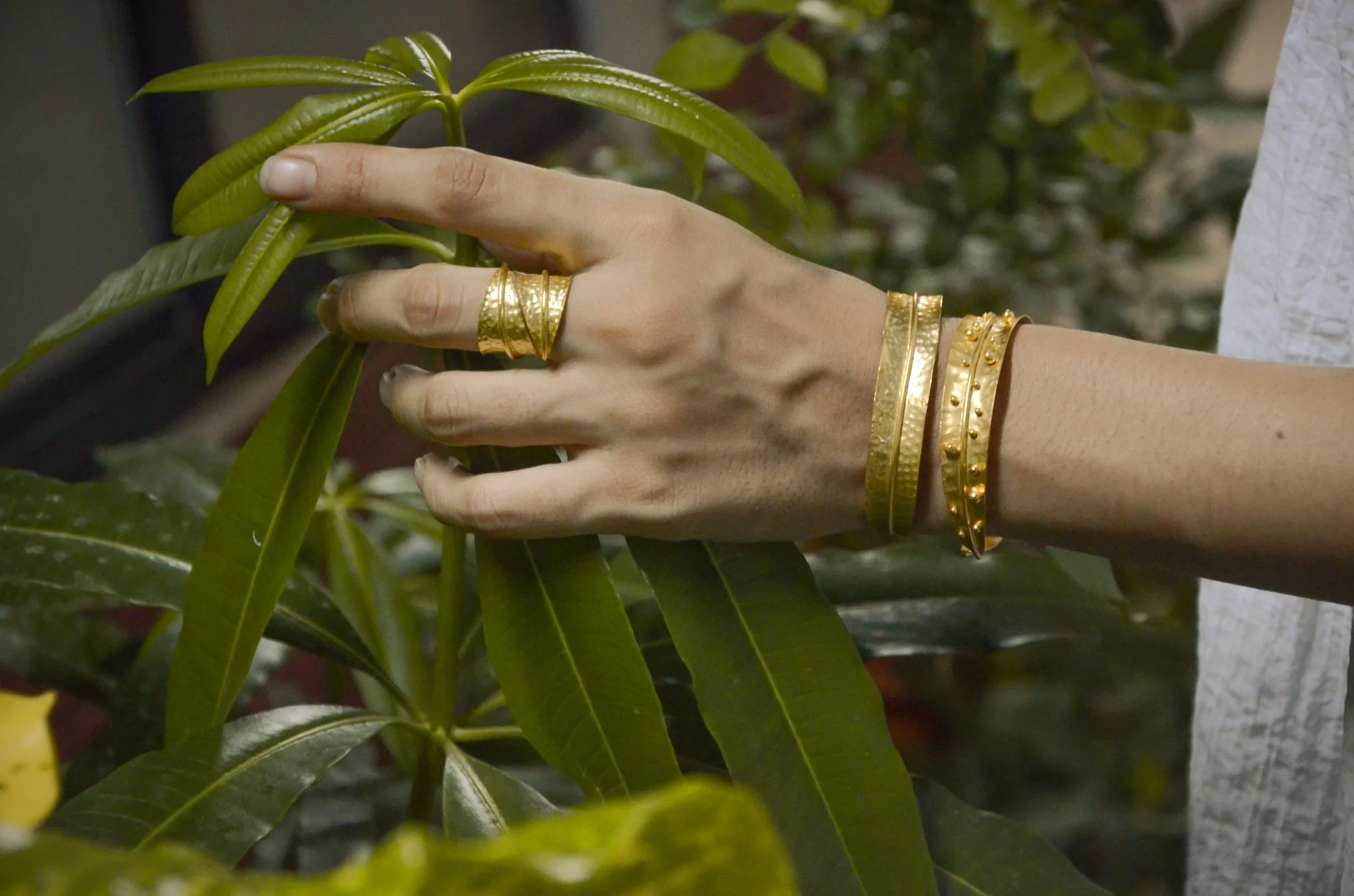 Dira Bangle - Morning Dew (Gold) -Set of 2 - Image 6