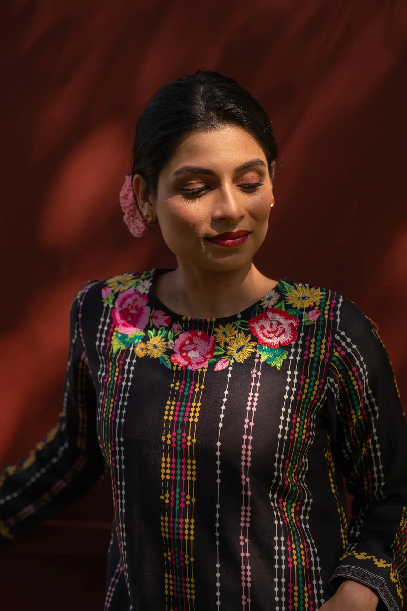 Evening Primrose Kurta Set - Image 3