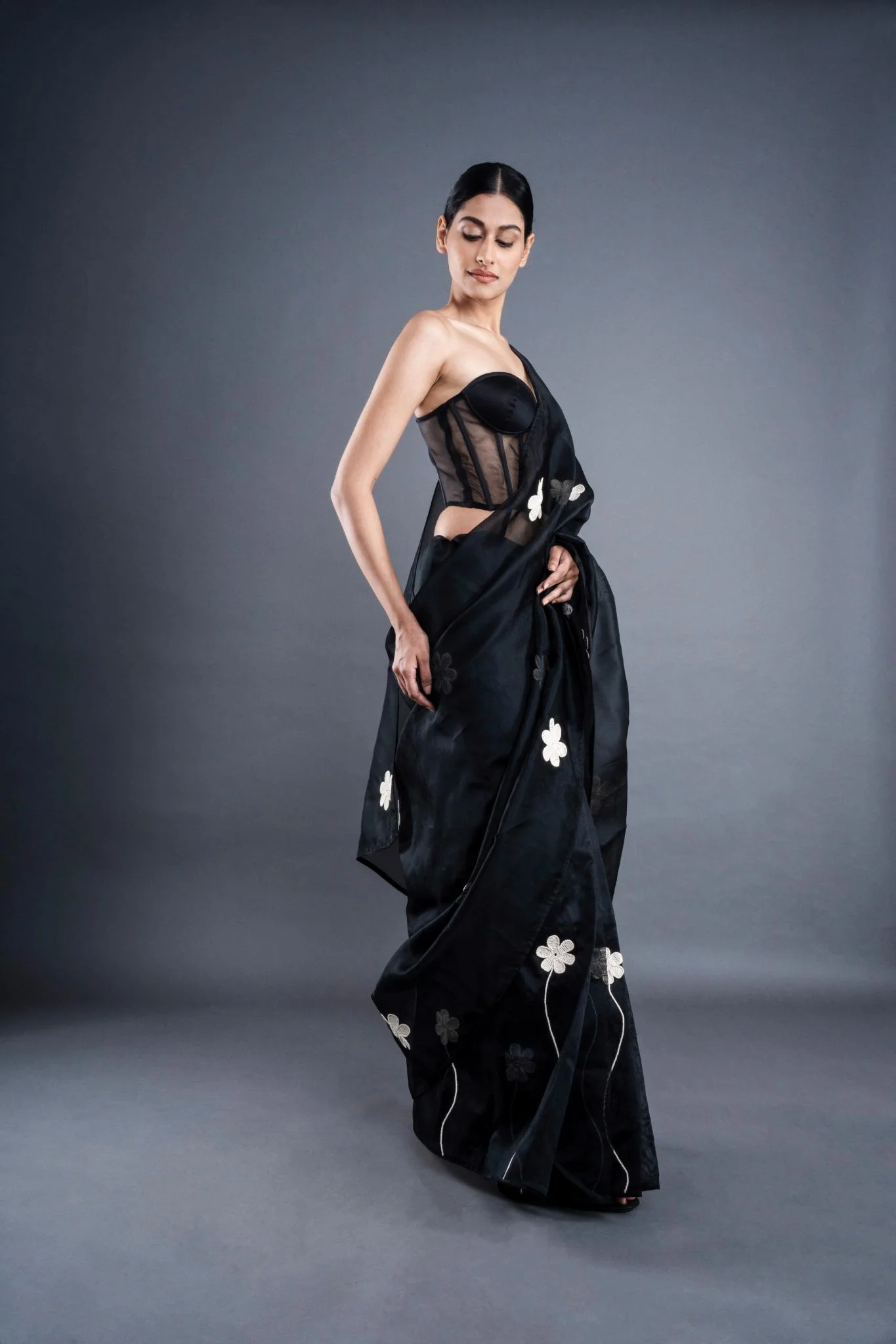 Floral Embroidered Saree - Image 3