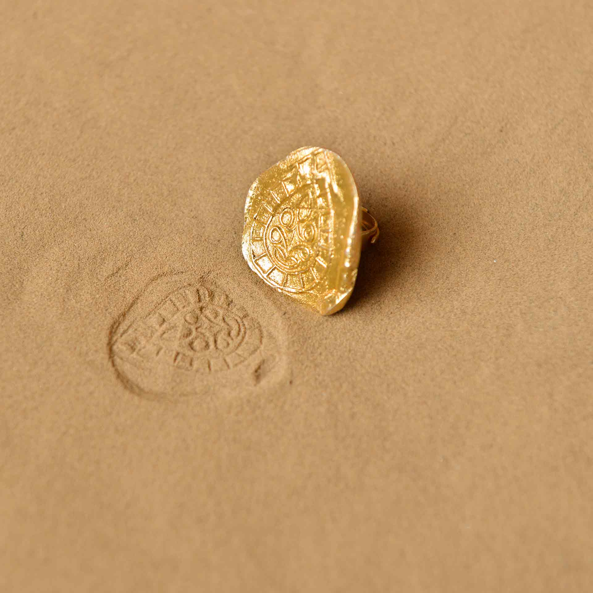 Fossil Ring - Large - Image 3