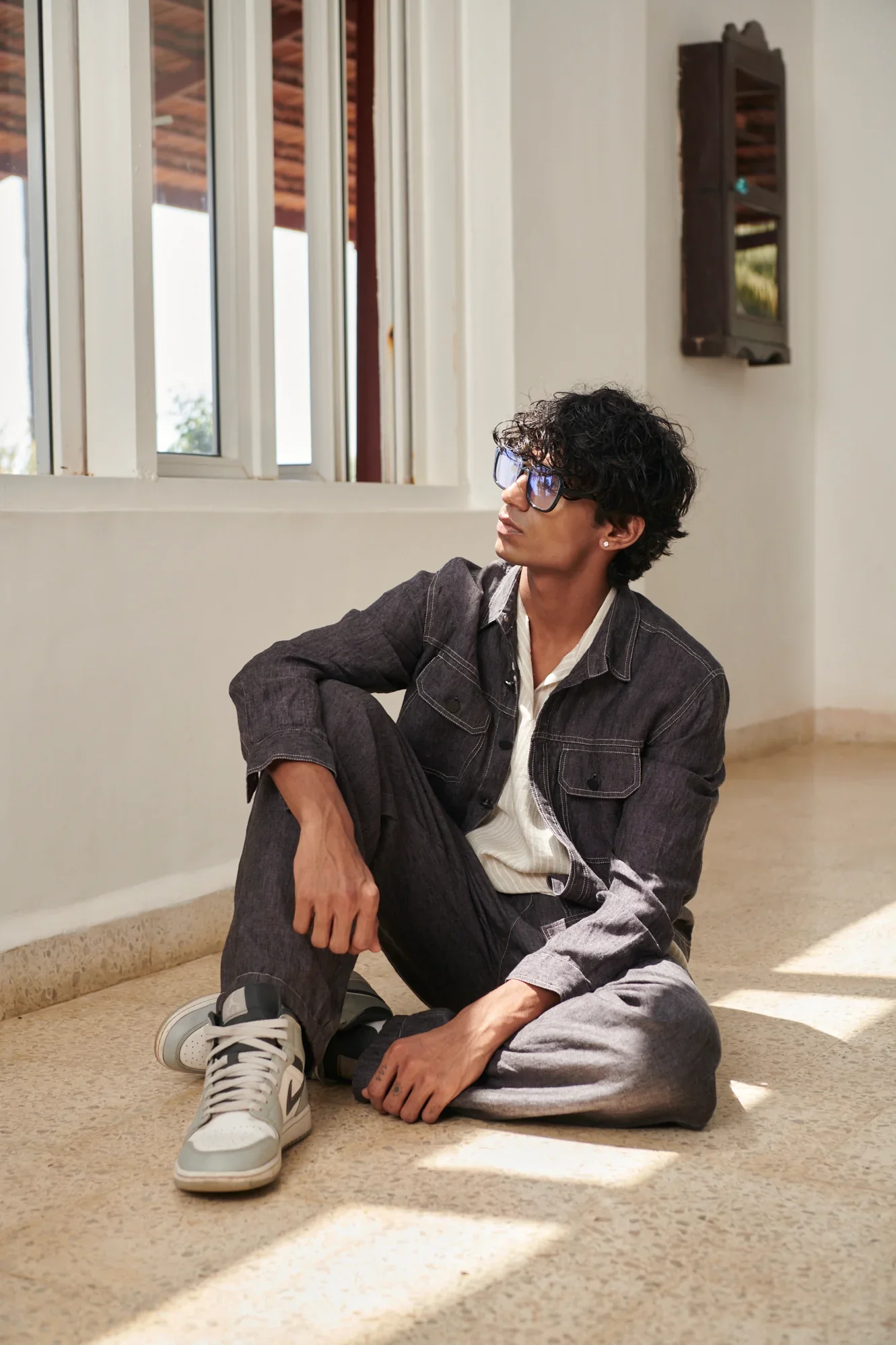Graphite Linen Men's Jacket & Jogger Set - Image 3
