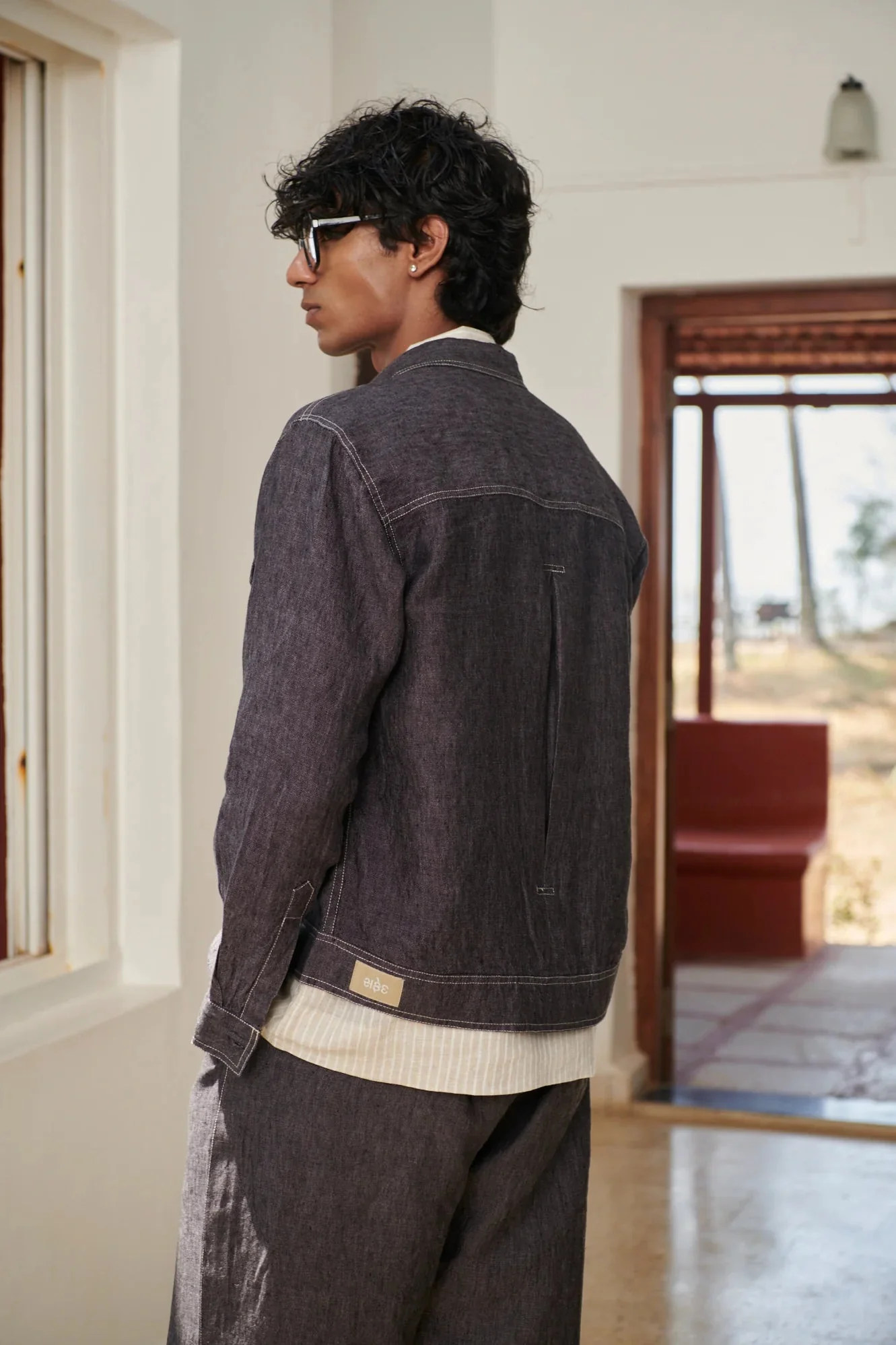 Graphite Linen Men's Jacket & Jogger Set - Image 7