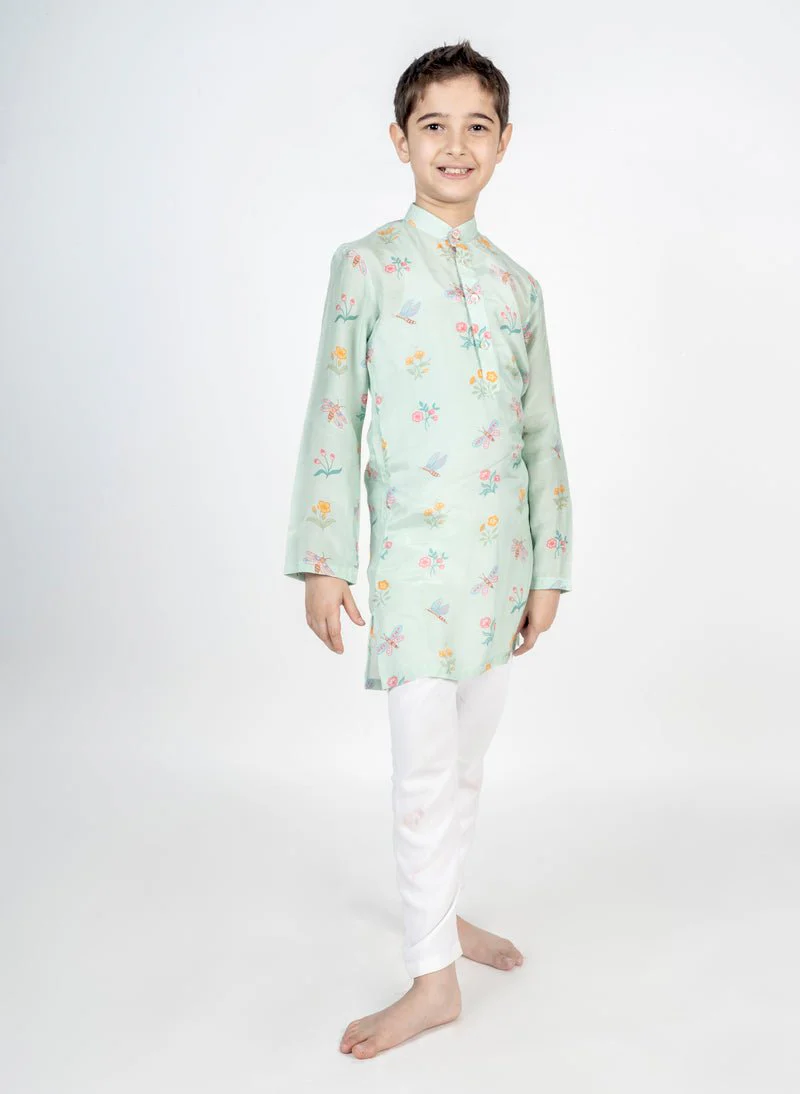 Green Buta Embroidered Kurta Set - Image 3
