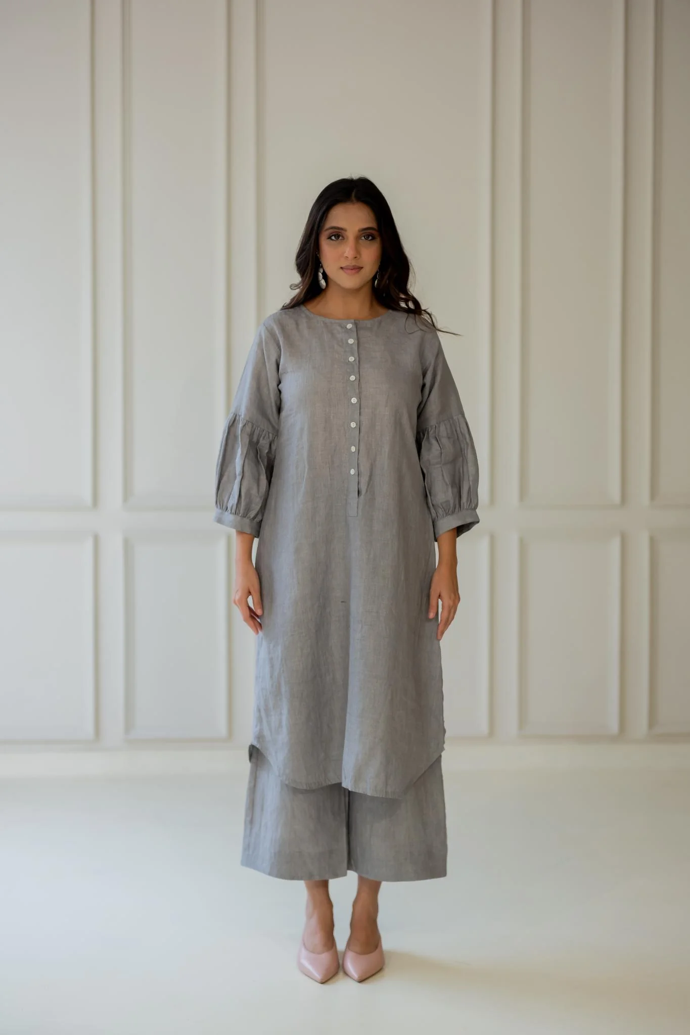 Grey Iris Linen Kurta Set - Image 2