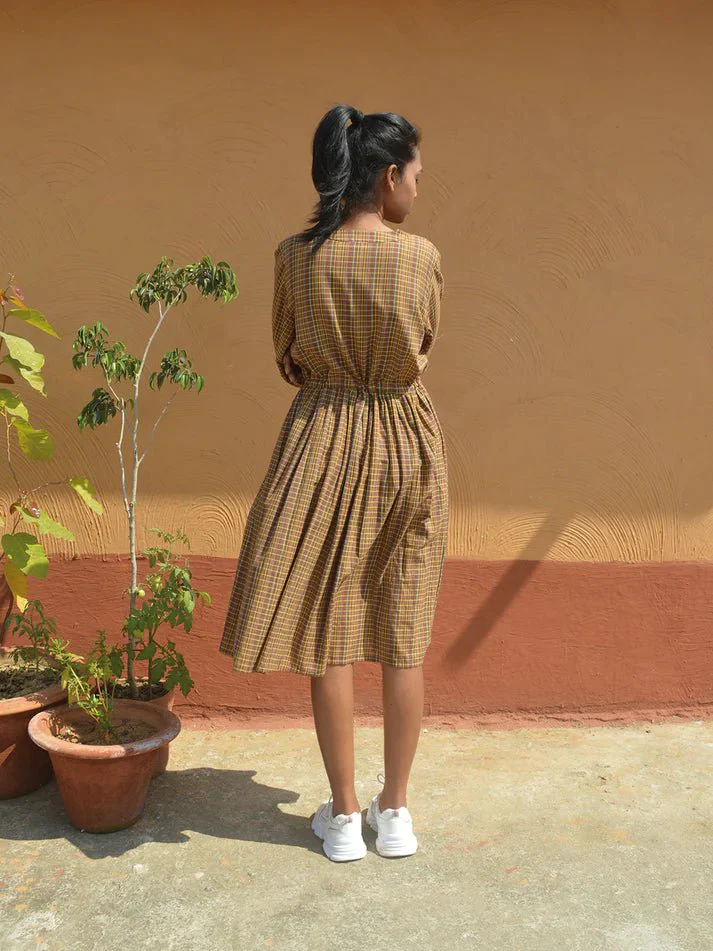 Handloom Checked Dress - Image 4