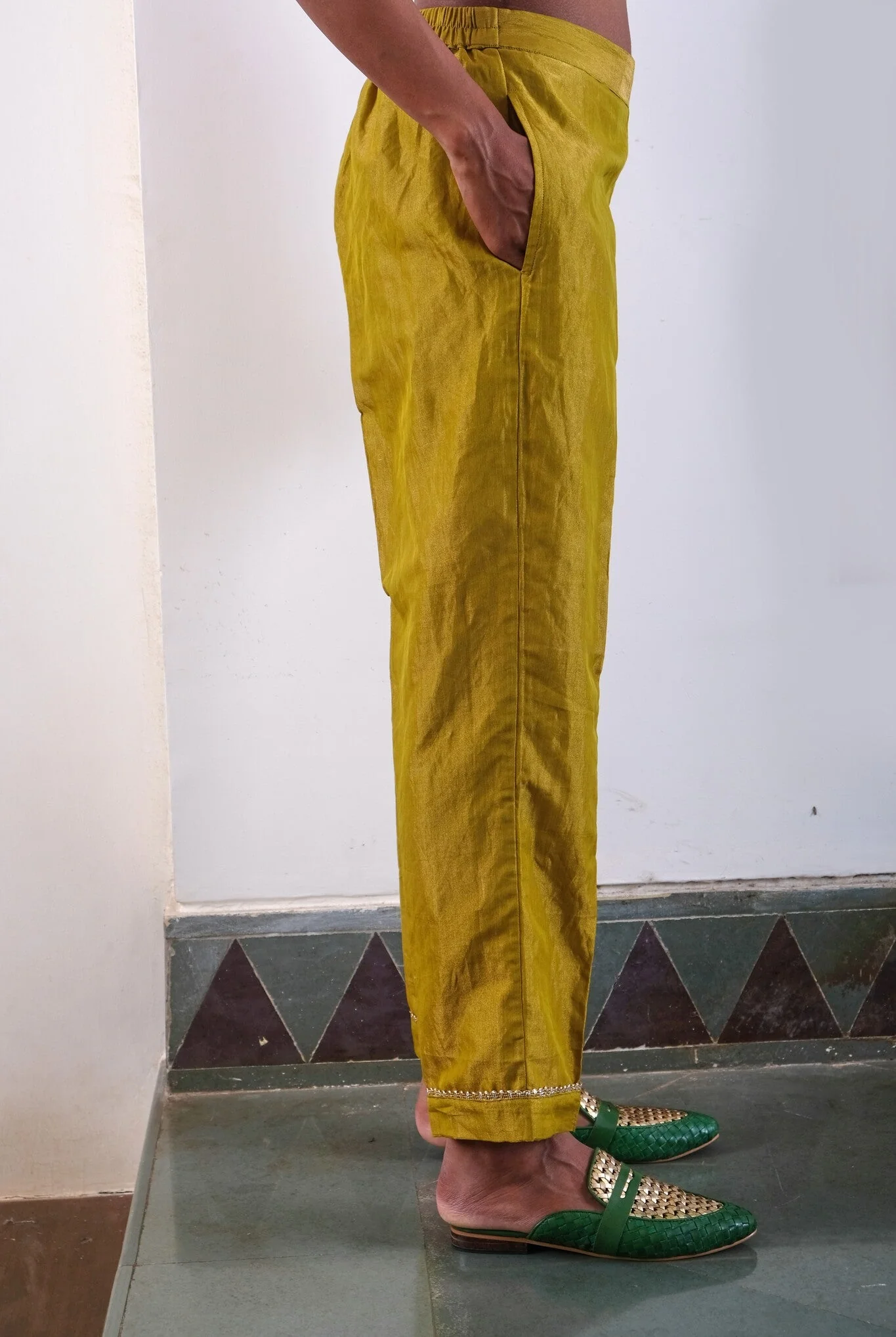 Haritha Purbi Set - Image 6