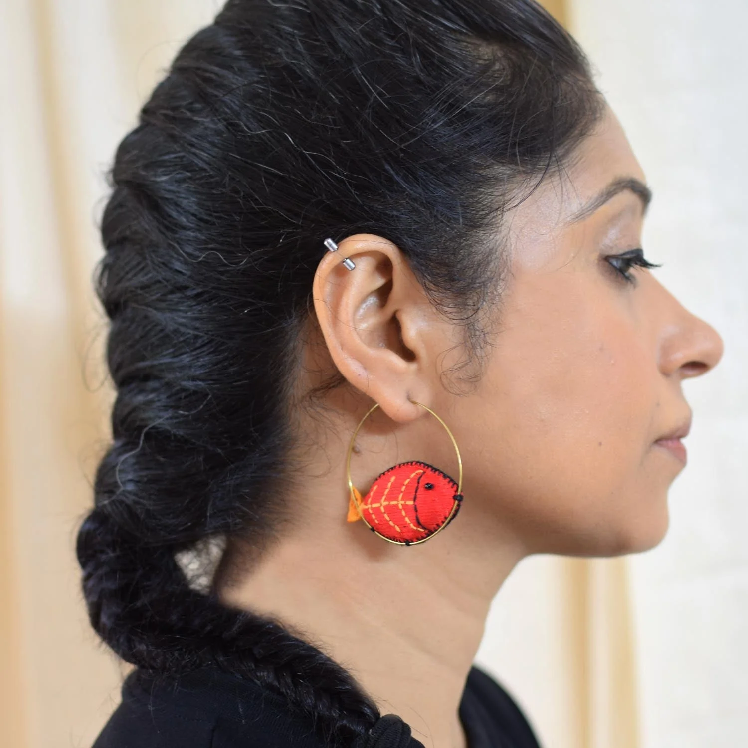 Ileesh Hoops Earrings