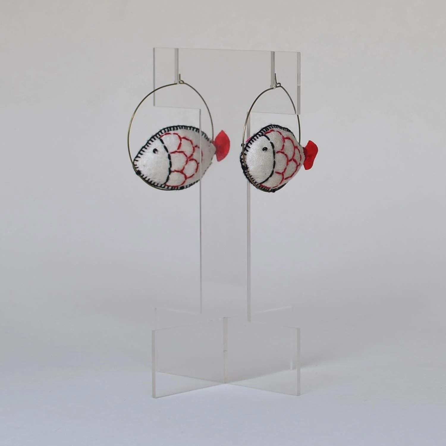 Ileesh Hoops Earrings - Image 5